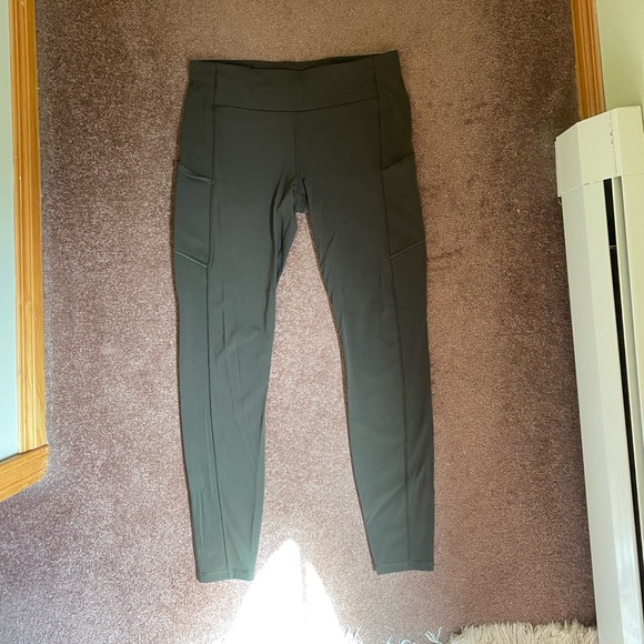 Lululemon | Green Speed-Up Tight | Size 10 - Picture 3 of 5